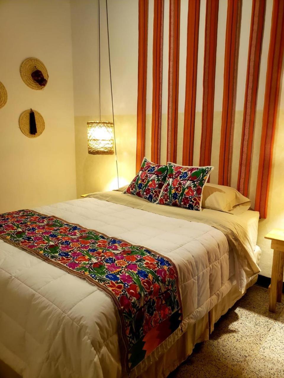 Luna Maya Boutique Hotel Антигуа-Гватемала Экстерьер фото